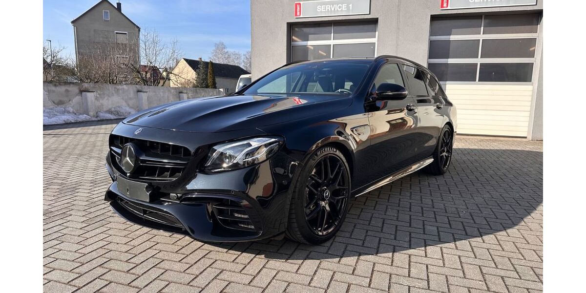 Mercedes-Benz E 63 AMG 103.169 km 45.999 &euro; Röderland 04932