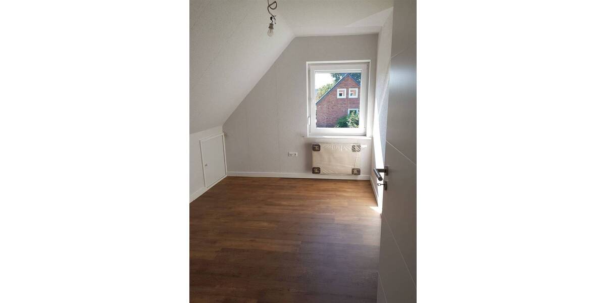Einfamilienhaus Hude Hudermoor - 4 Zimmer, 100 m&sup2;, 1.050&euro; | Angebot:26868099