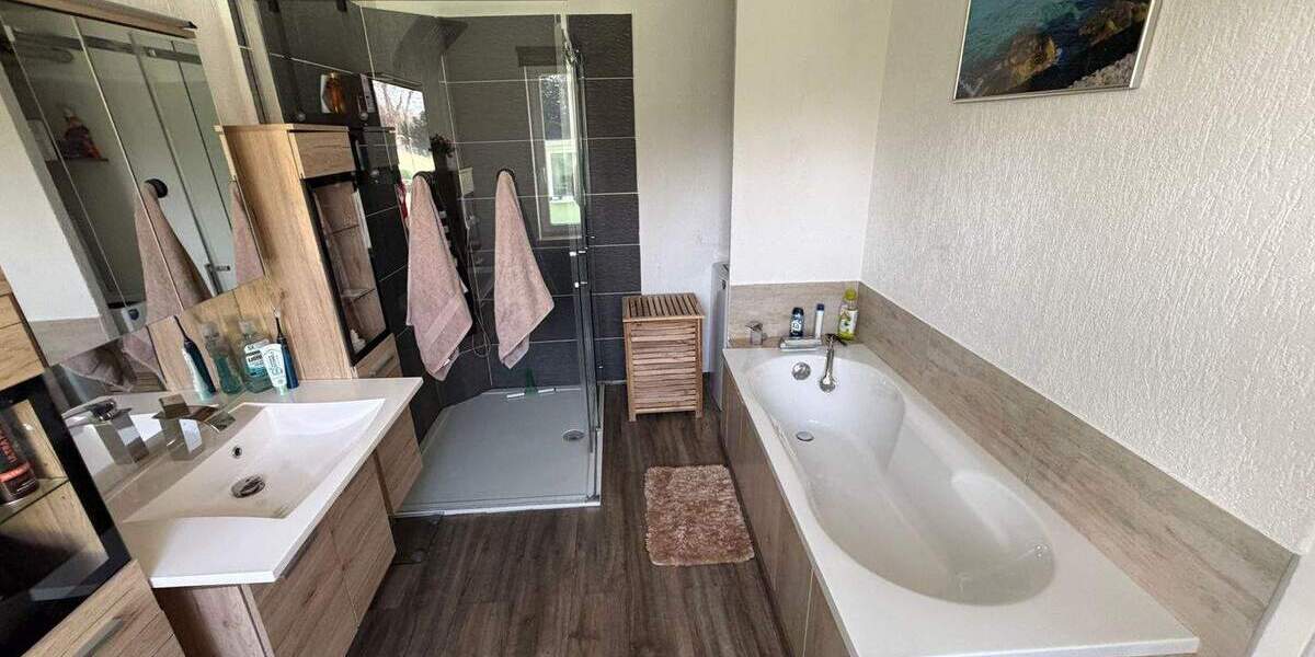 Einfamilienhaus Möckern Göbel - 5 Zimmer, 166 m&sup2;, 185.000&euro; | Angebot:25769929