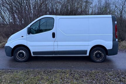 Opel Vivaro 354.000 km 8.200 &euro; München 80997