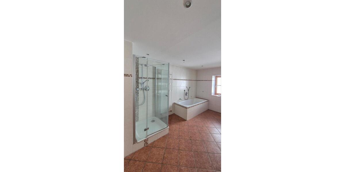 Bauernhaus, Landhaus Pähl - 8 Zimmer, 200 m&sup2;, 2.190&euro; | Angebot:26383332