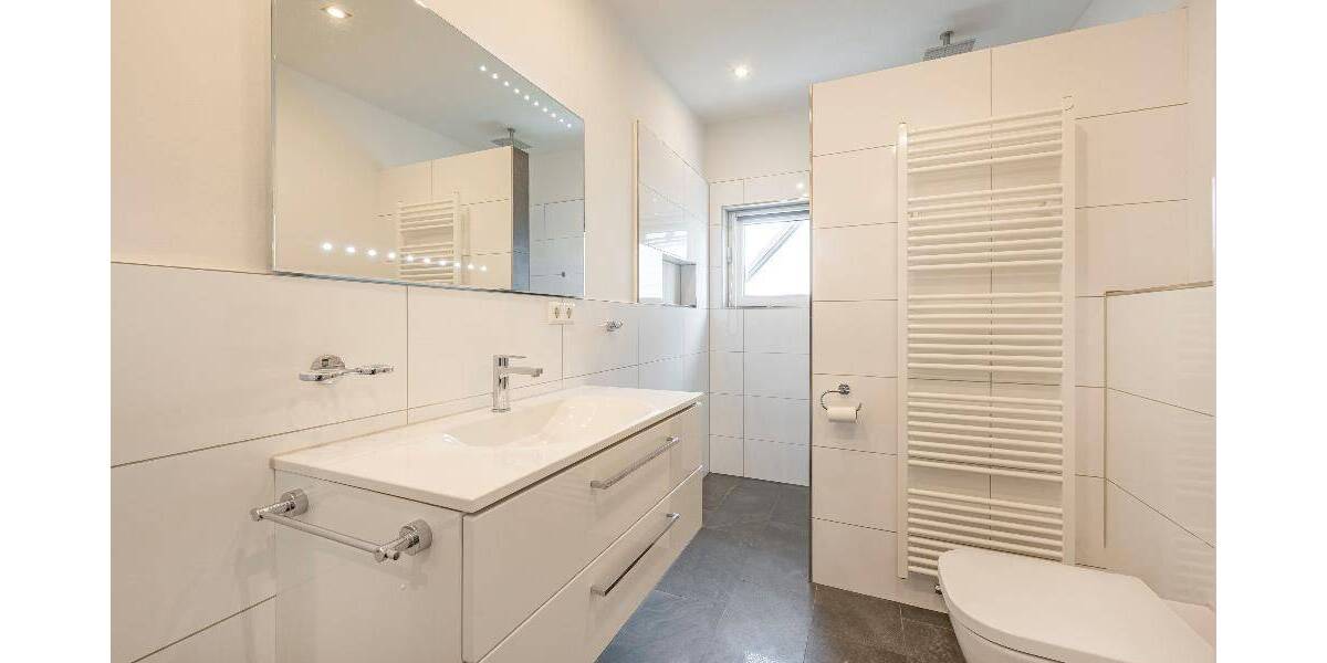 Mehrfamilienhaus, Wohnhaus Hamburg Rahlstedt - 9 Zimmer, 232 m&sup2;, 990.000&euro; | Angebot:26843853