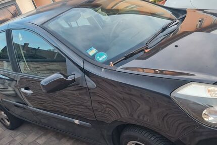 Renault Clio 272.000 km 900 &euro; Münzenberg 35516