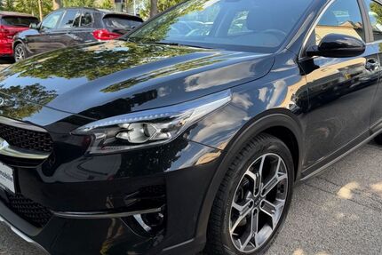 Kia XCeed 59.768 km 17.490 &euro; München 81243