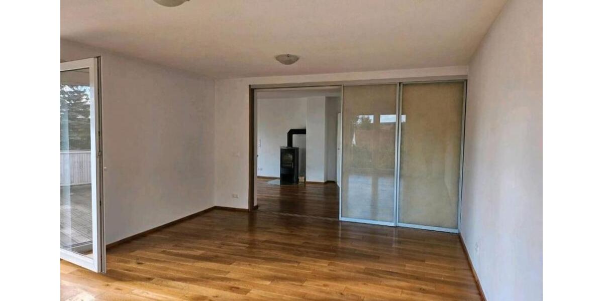 Einfamilienhaus Hirschau - 4 Zimmer, 140 m&sup2;, 1.300&euro; | Angebot:26689523