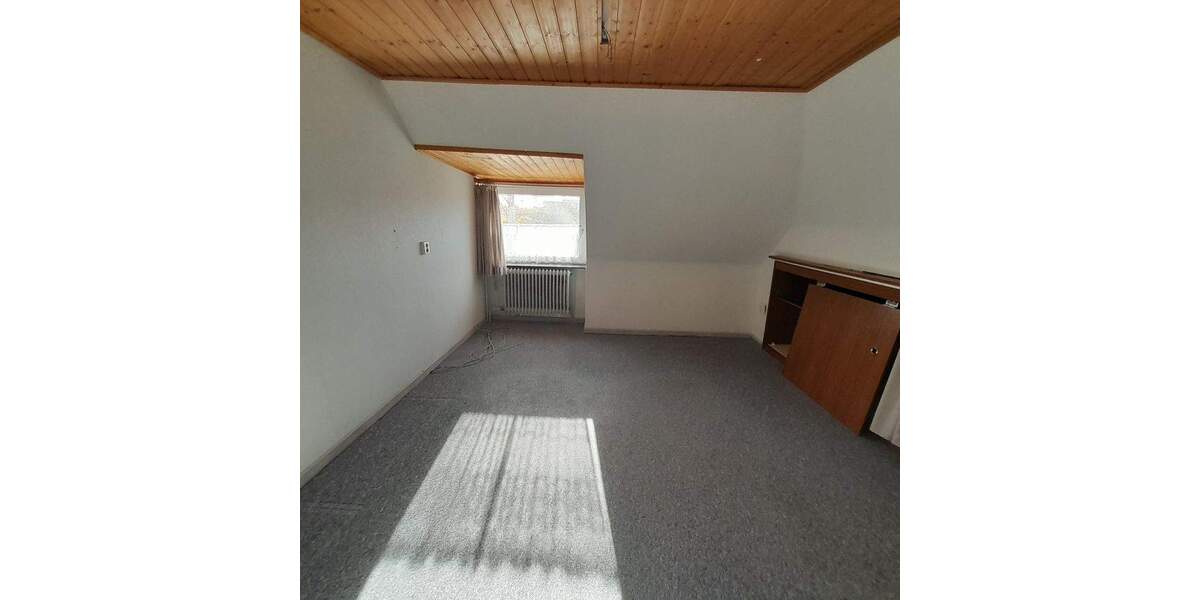 Sehr schönes Einfamilienhaus mit Garage in Rodenkirchen 4 zimmer