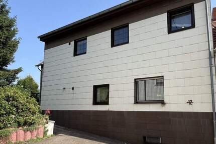 Mehrgenerationenhaus in ruhiger Lage mit weitläufigem Garten 9 zimmer