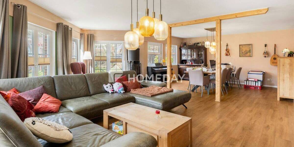 Einfamilienhaus Elmenhorst-Lichtenhagen Lichtenhagen - 8 Zimmer, 230 m&sup2;, 886.500&euro; | Angebot:26106402