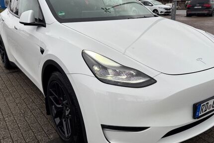 Tesla Model Y 39.741 km 41.900 € Langwedel 24631