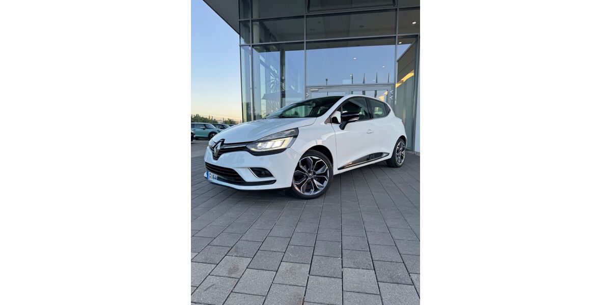 Renault Clio 121.000 km 6.600 &euro; Friedrichshafen 88046