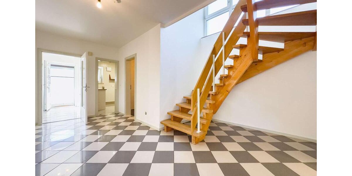 Einfamilienhaus Hauzenberg - 6 Zimmer, 192 m&sup2;, 1.350&euro; | Angebot:26297669
