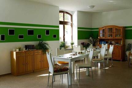 Gewerbeobjekt Greiz Irchwitz - 2 Zimmer, 96 m&sup2;, 82.000&euro; | Angebot:23070633