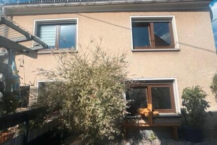 Haus Mogendorf - 5 Zimmer, 122 m&sup2;, 1.250&euro; | Angebot:25298263