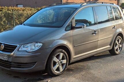 VW Touran 179.000 km 4.300 &euro; Berlin 12305