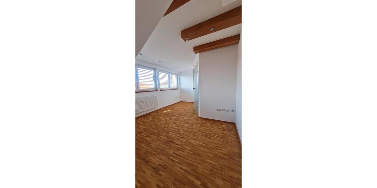 Dachgeschoßwohnung Fürth Bislohe - 3 Zimmer, 79 m&sup2;, 299.999&euro; | Angebot:27457438