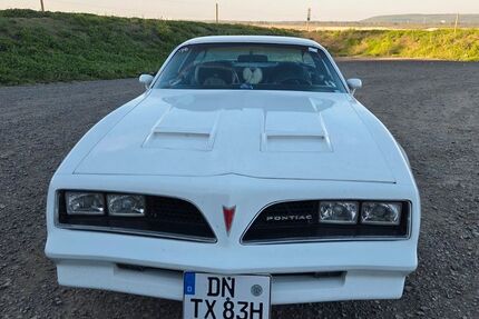 Pontiac Firebird 999.999 km 17.500 € Inden 52459