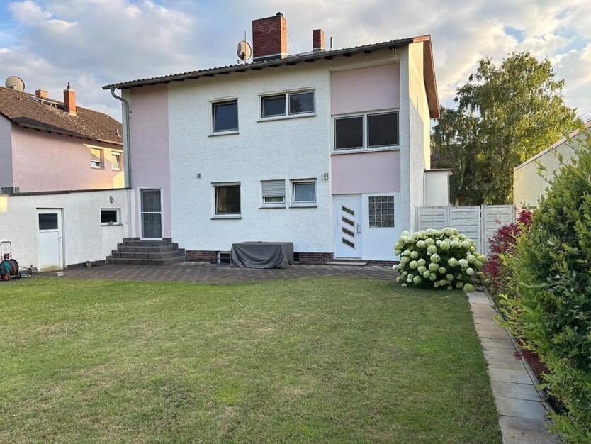 Modernisiertes EFHZFH mit Sonnengrundstück in Waldrandlage