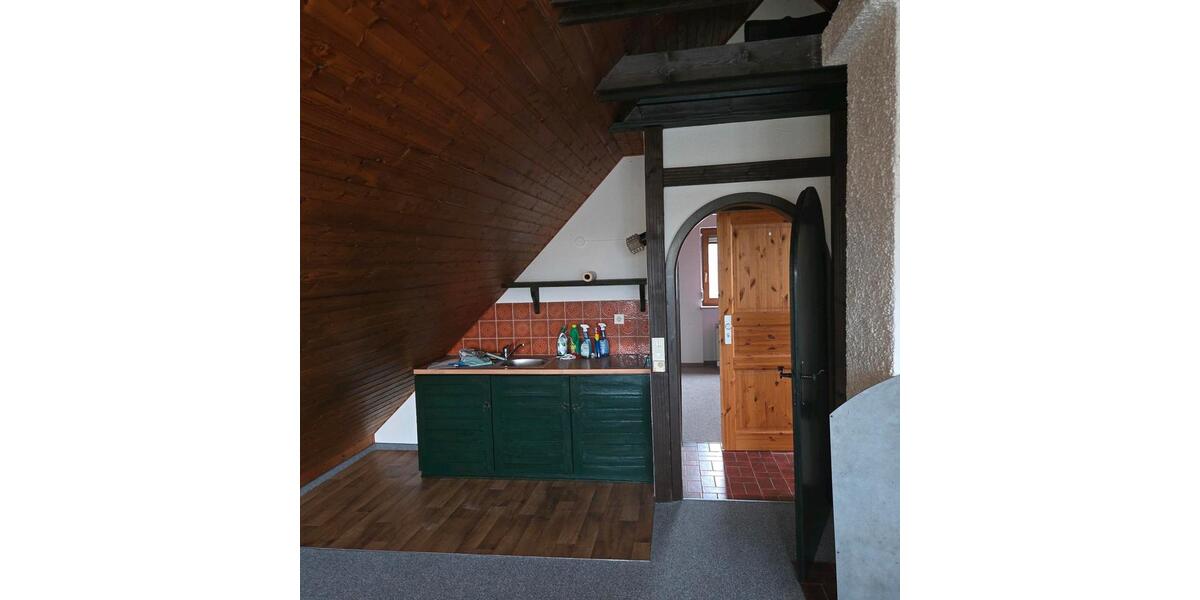 Dachgeschoßwohnung Friedberg - 2 Zimmer, 50 m&sup2;, 500&euro; | Angebot:24681474