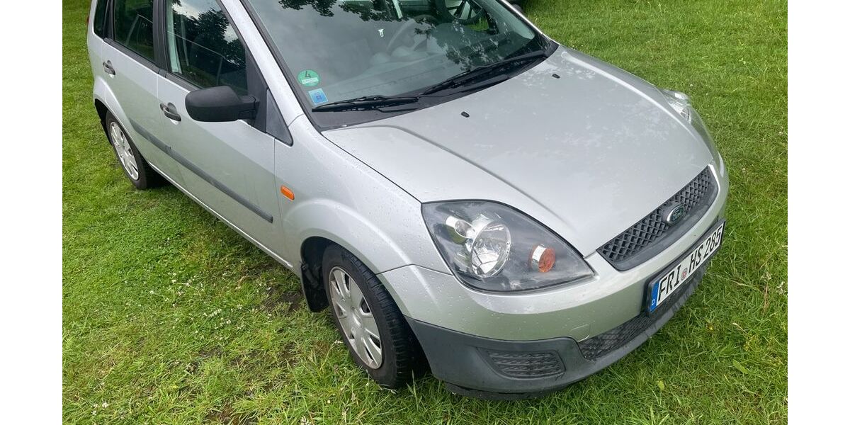 Ford Fiesta 220.000 km 800 &euro; Bockhorn 26345