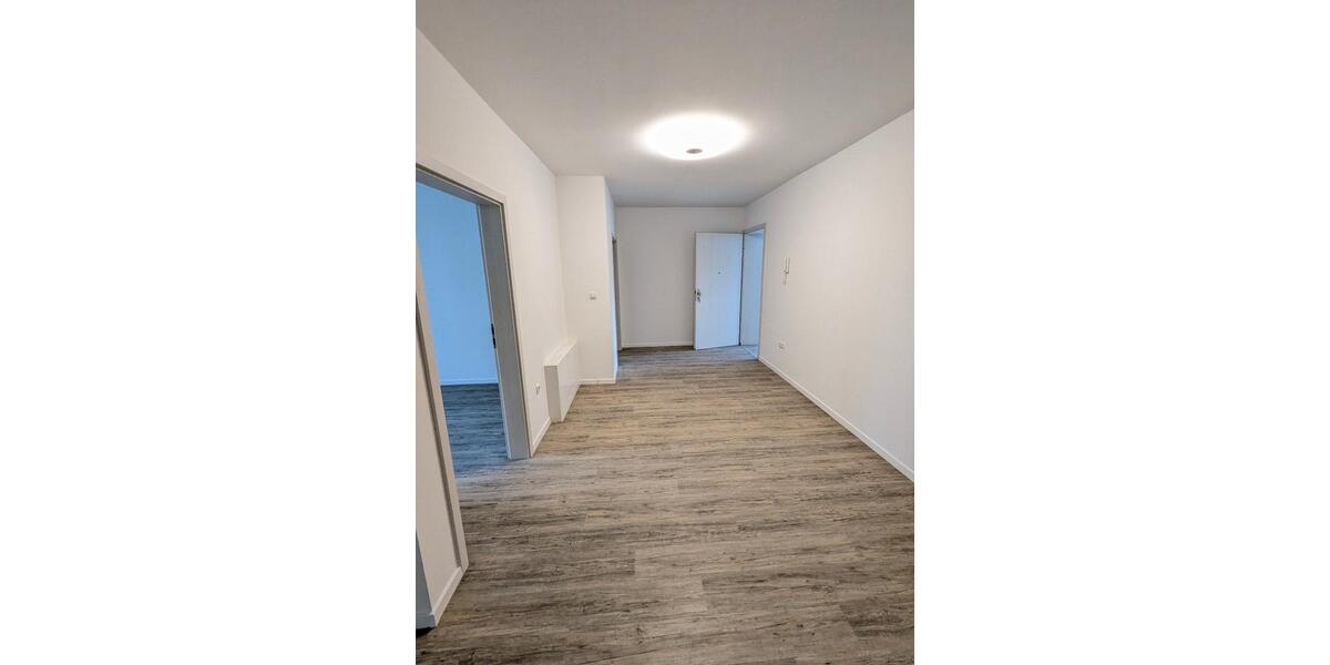 Etagenwohnung Neuental - 4 Zimmer, 100 m&sup2;, 990&euro; | Angebot:26305409