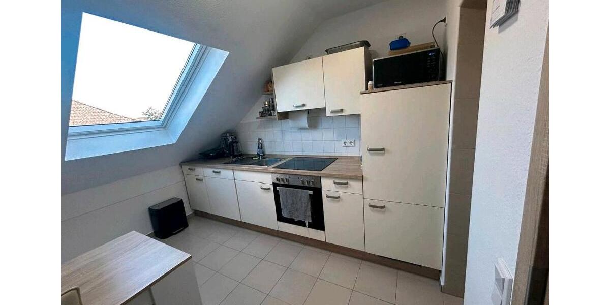 Dachgeschoßwohnung Wesendorf - 3 Zimmer, 65 m&sup2;, 700&euro; | Angebot:26057777