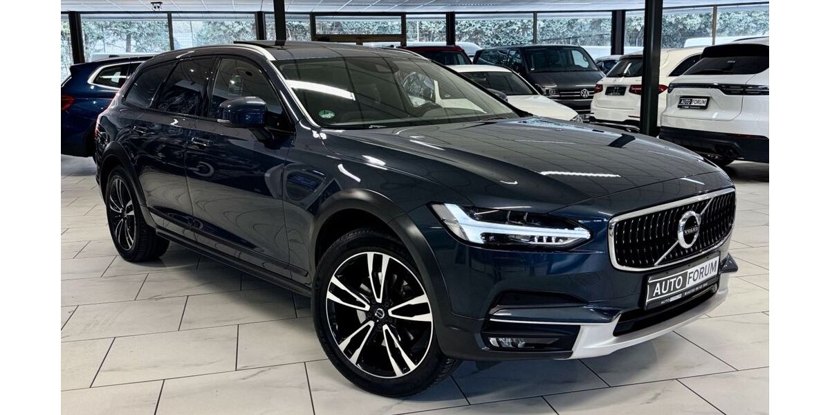 Volvo V90 Cross Country 169.980 km 23.990 &euro; Geesthacht bei Hamburg 21502