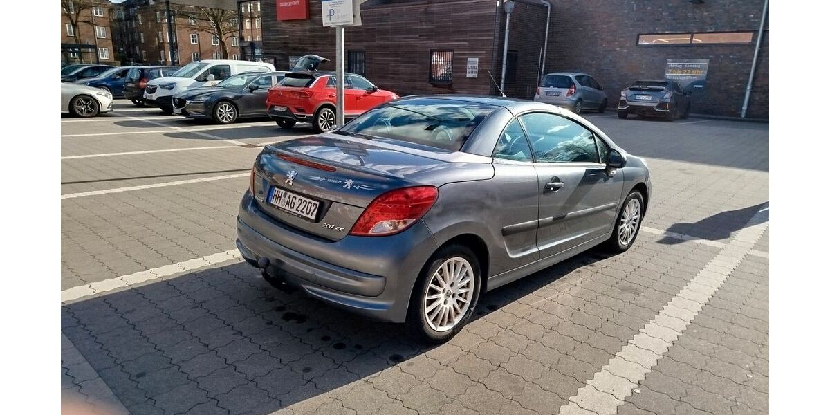 Peugeot 207 126.000 km 3.299 &euro; Hamburg 22307