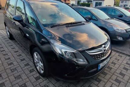 Opel Zafira Tourer