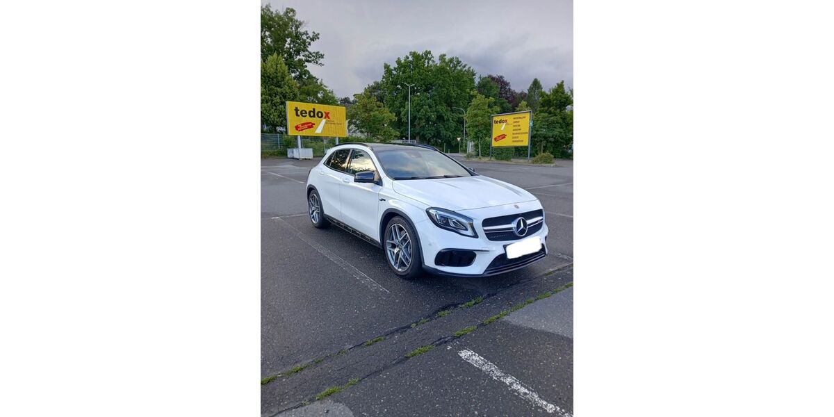 Mercedes-Benz GLA 45 AMG 101.827 km 26.900 &euro; Georgenberg 92697