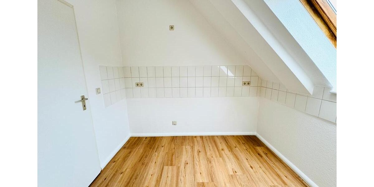 Dachgeschoßwohnung Leipzig Nord - 2 Zimmer, 56 m&sup2;, 610&euro; | Angebot:26688126