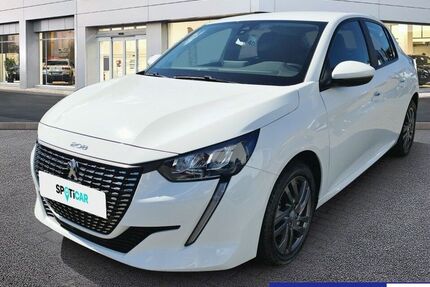 Peugeot 208 22.040 km 11.990 € Berlin 12681