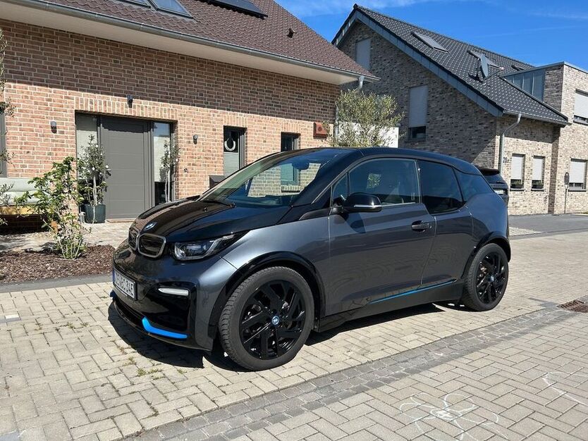 i3