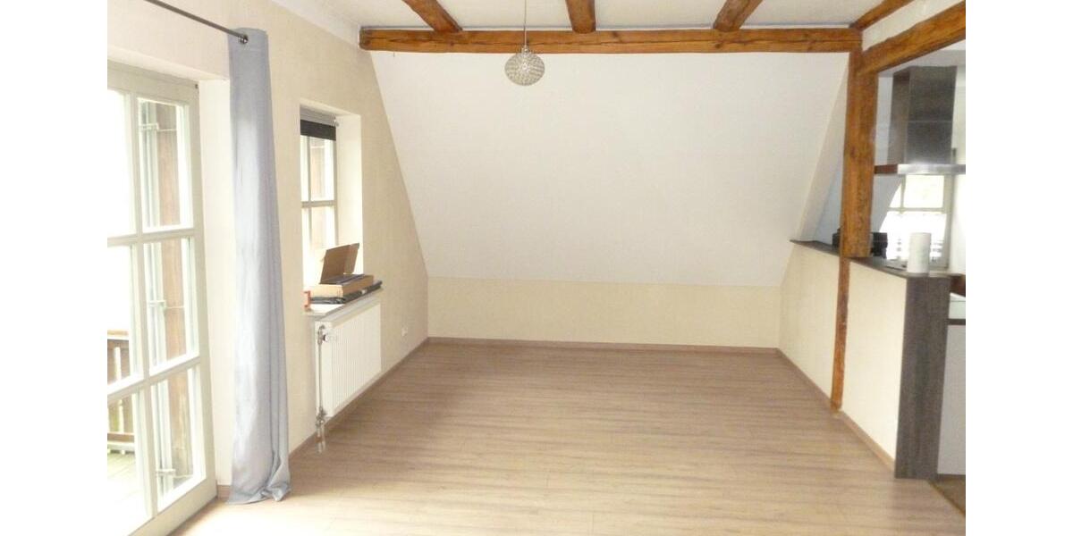 Dachgeschoßwohnung Ebermannstadt - 4 Zimmer, 123 m&sup2;, 950&euro; | Angebot:24354153