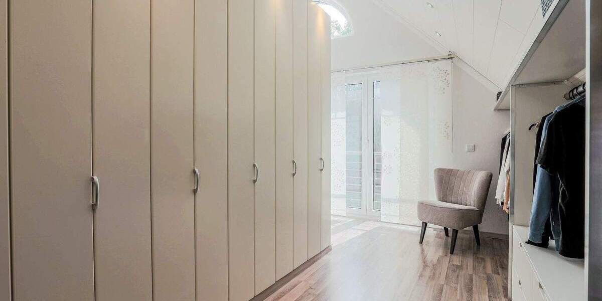 Einfamilienhaus Much / Niederheimbach Niederheimbach - 6 Zimmer, 224 m&sup2;, 1.100.000&euro; | Angebot:25317830