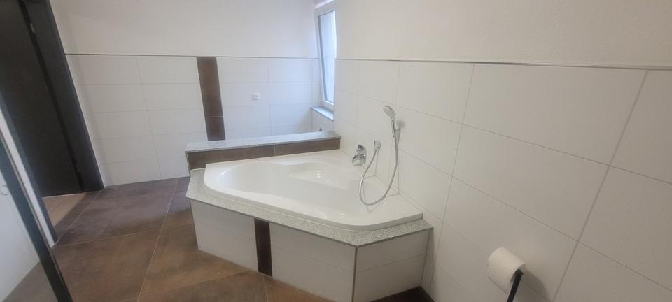 Erdgeschoßwohnung Eiterfeld - 1 Zimmer, 93 m&sup2;, 770&euro; | Angebot:25950851