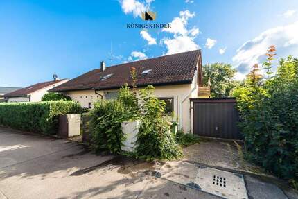 Dreifamilienhaus mit großem Grundstück und Entwicklungspotenzial 9 zimmer