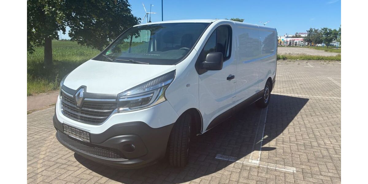 Renault Trafic 92.000 km 14.999 &euro; Bitterfeld-Wofen 06766