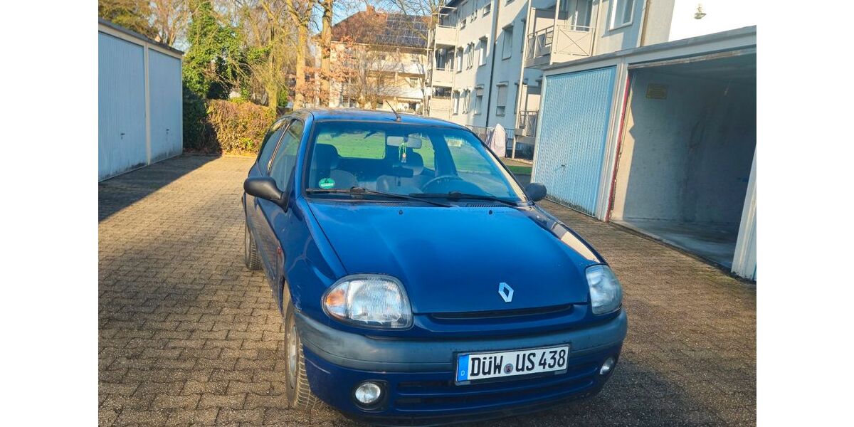 Renault Clio 120.000 km 700 &euro; Lünen 44532