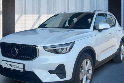 Volvo XC40 21.591 km 30.890 € München 81827