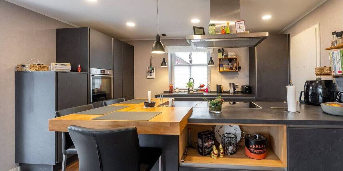 Mehrfamilienhaus, Wohnhaus Risum-Lindholm Lindholm - 9 Zimmer, 301 m&sup2;, 479.000&euro; | Angebot:26392122
