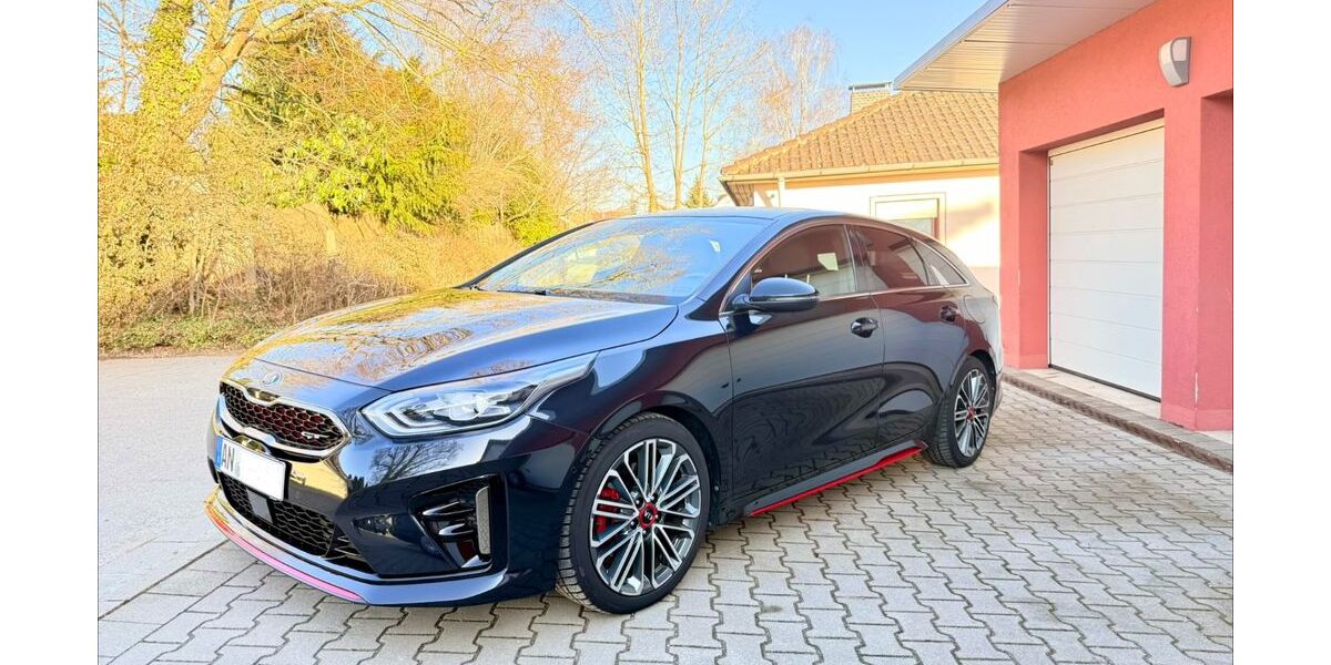 Kia pro ceed / ProCeed 99.000 km 18.499 &euro; Dinkelsbühl 91550
