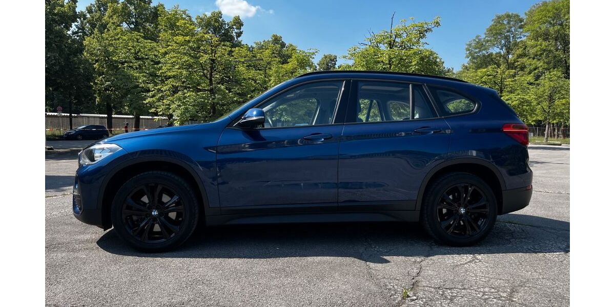 BMW X1 101.000 km 18.900 &euro; München 81929