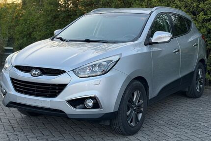 Hyundai ix35 150.000 km 10.500 &euro; Petersberg 36100