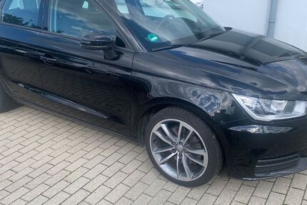 Audi A1 97.300 km 13.990 € Chemnitz OT Mittelbach 09224