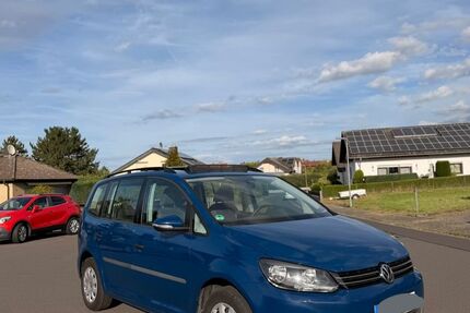 VW Touran 189.376 km 4.990 &euro; Pohlheim 35415