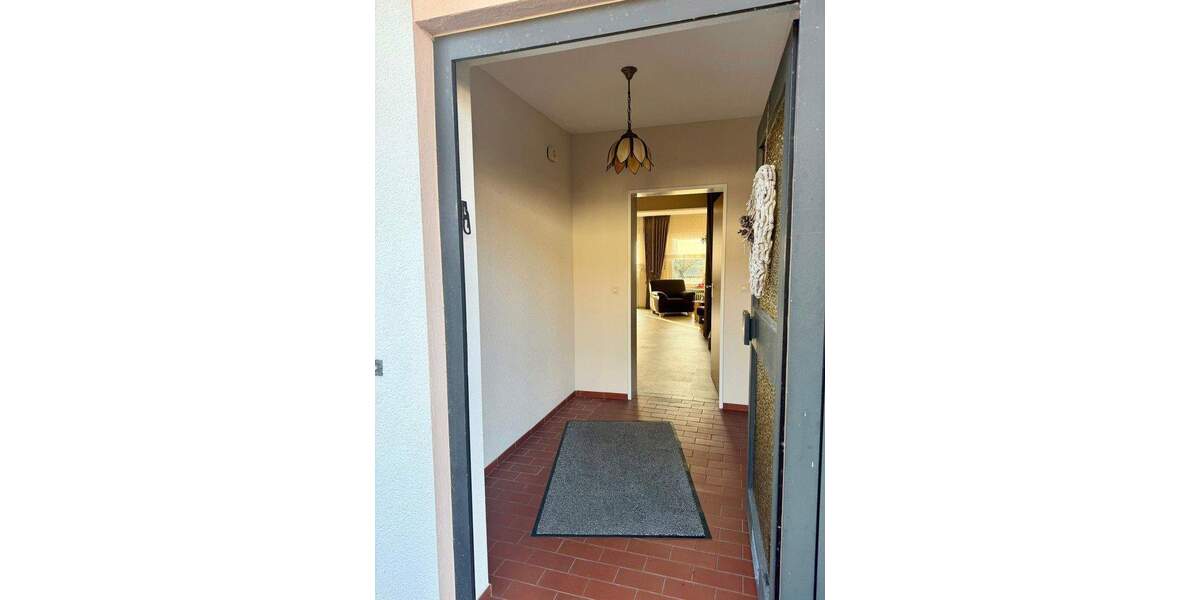 Reihenmittelhaus Ensdorf - 5 Zimmer, 130 m&sup2;, 219.000&euro; | Angebot:25657434
