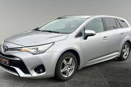 Toyota Avensis 114.500 km 13.980 &euro; Kiel 24119