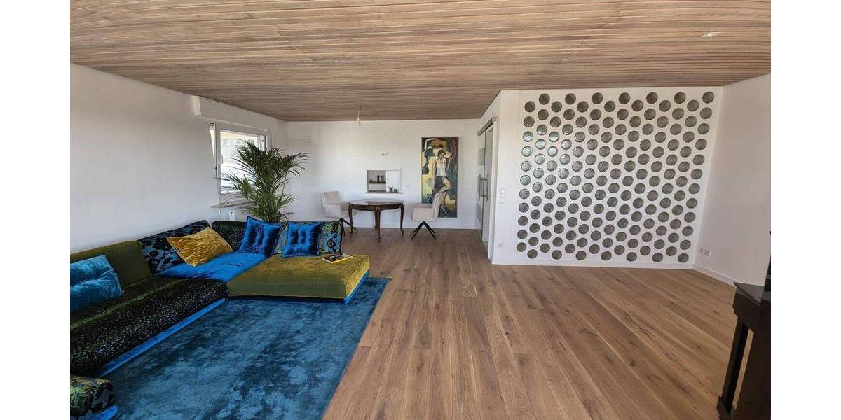 Bungalow Pforzheim Nordstadt - 6 Zimmer, 171 m&sup2;, 2.200&euro; | Angebot:26277512