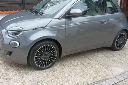 Fiat 500e 29.500 km 19.200 &euro; Süßen 73079