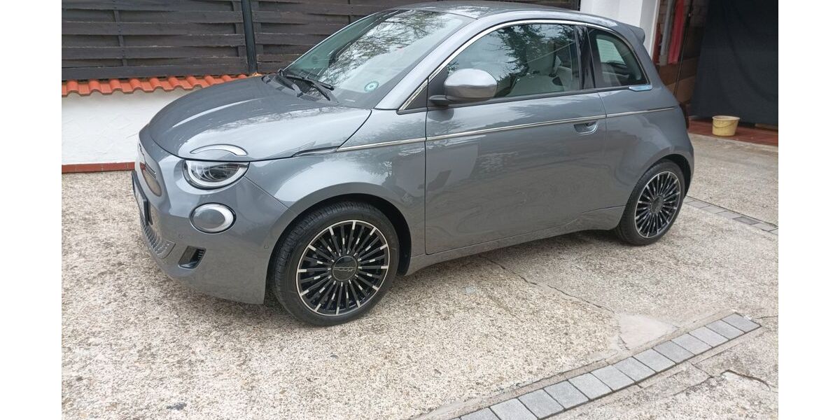 Fiat 500e 29.500 km 19.200 &euro; Süßen 73079
